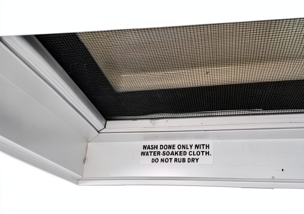 Heng's Aluminum RV Access Hatch White 18x25 Model 58621-C2-ES-5